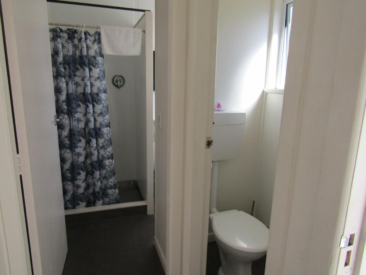 Anchorage Motel Уитианга Екстериор снимка