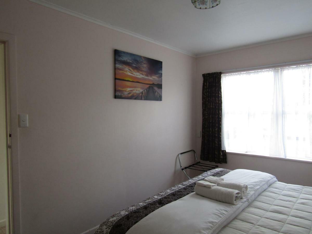 Anchorage Motel Уитианга Екстериор снимка
