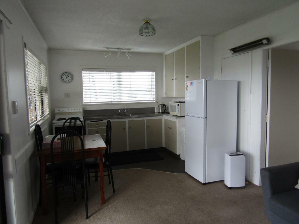 Anchorage Motel Уитианга Екстериор снимка