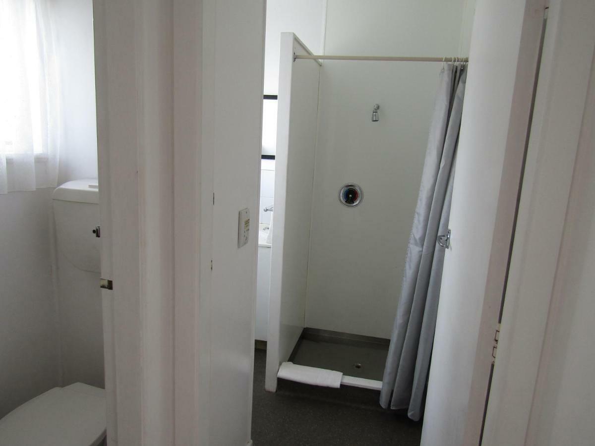 Anchorage Motel Уитианга Екстериор снимка